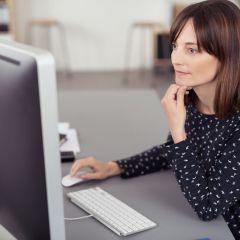 A kontaktlencse &eacute;s irodai munka